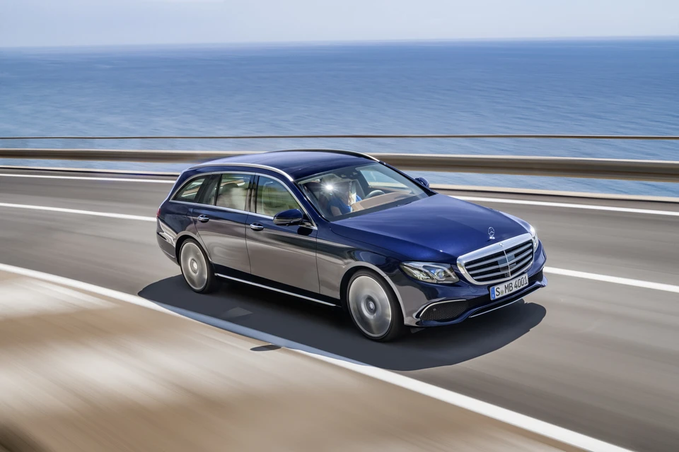 Ездить новый универсал будет не хуже седана. Фото Mercedes-Benz