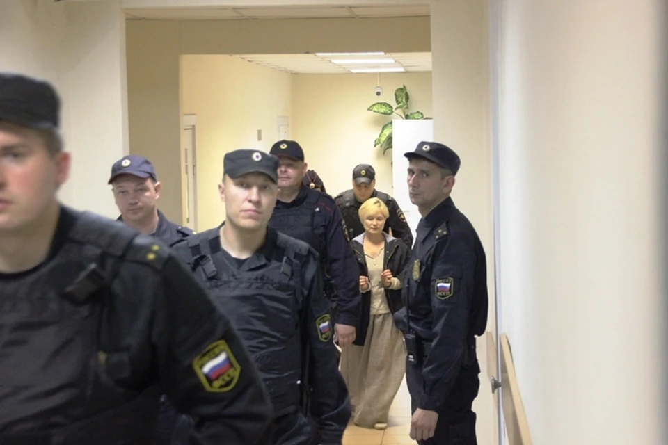 Директриса "Сямозера" Елена Решетникова до сих пор находится в статусе подозреваемой.
