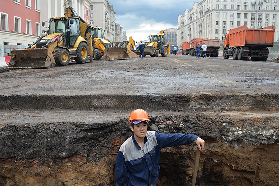 Продолжается масштабная реконструкция улиц в центре Москвы.