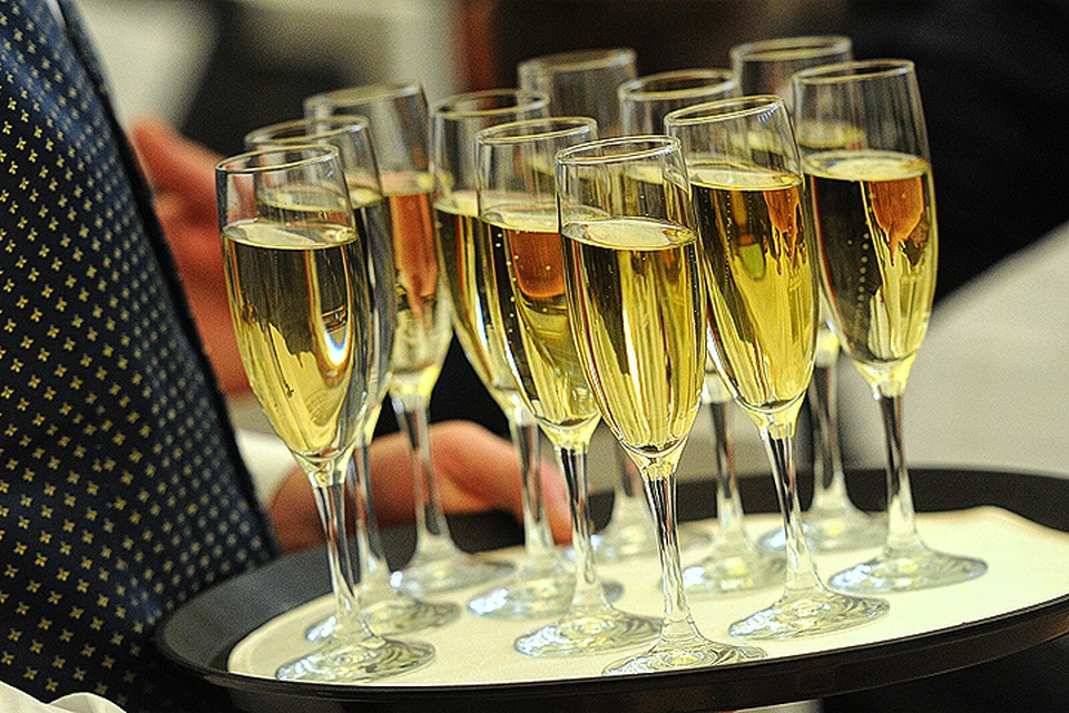 Россия вышла на второе место в мире по употреблению шампанского
