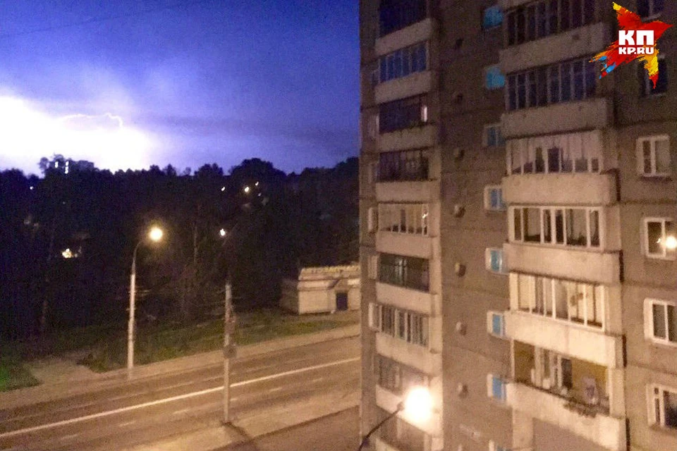 Сухая гроза прогремела вечером 3 июля над Иркутском