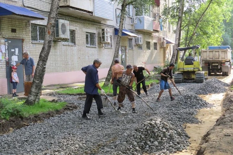В Хабаровске за счет городского и краевого бюджетов отремонтируют 50 дворов
