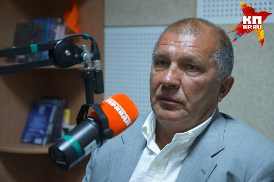 Президент ФК "Урал" Григорий Иванов рассказал "КП-Екатеринбург" зачем приобрел Романа Павлюченко
