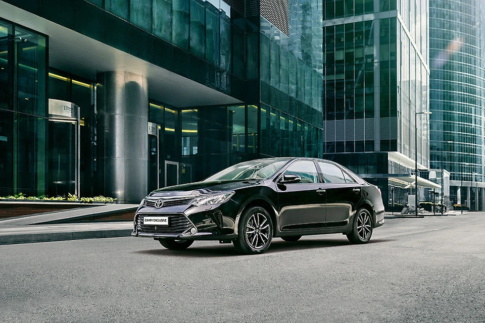 Колесные диски - 17-дюймовые.