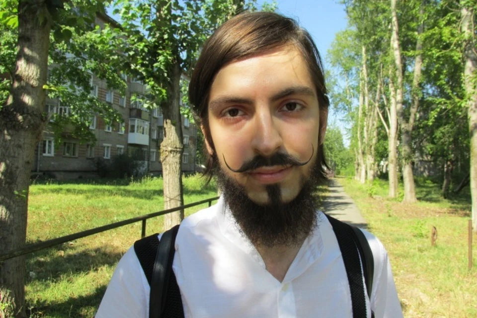 Илья учится на режиссера в ВГИК и приехал в Пермь на каникулы.