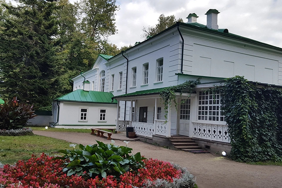 Фестиваль Tolstoy Weekend стартовал 9 сентября в День рождения писателя в Ясной Поляне.