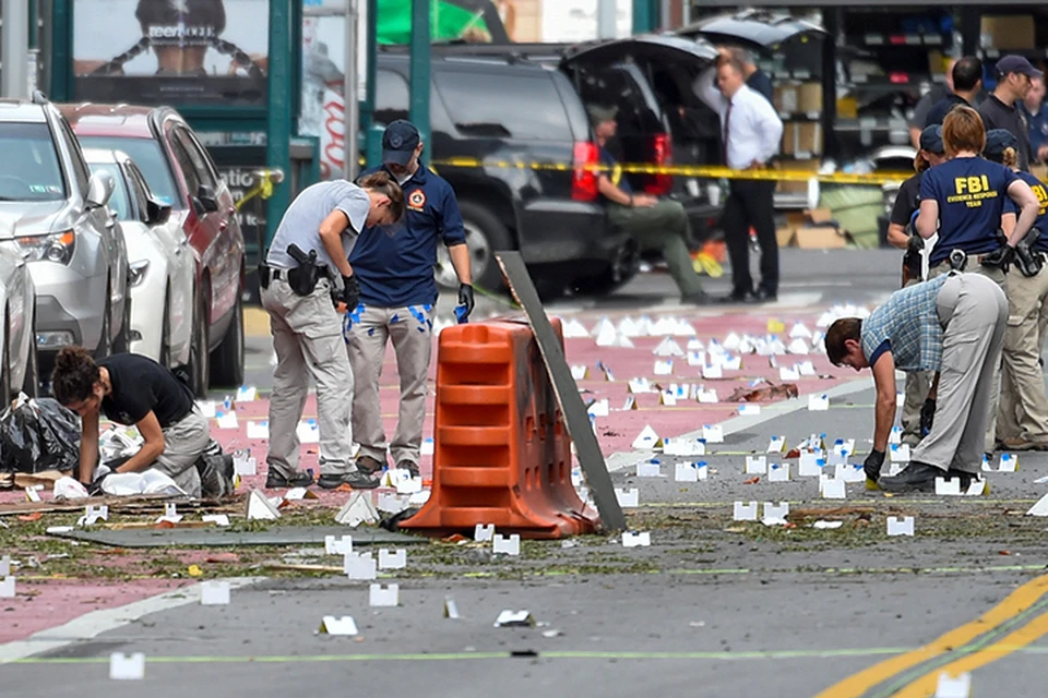 Вечером в субботу в фешенебельном районе Челси на Манхэттене сдетонировала бомба, ранив 29 человек