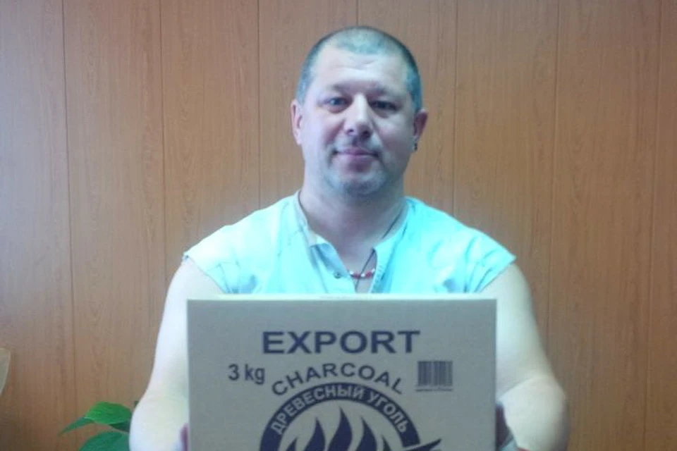 Вслед за «Обамавудом» Дмитрий Демин выпустил уголь «Президент».