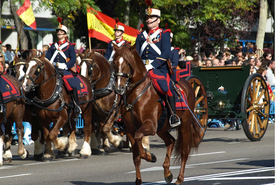 Впервые в истории празднование Испанидада прошло в стране без настоящего правительства