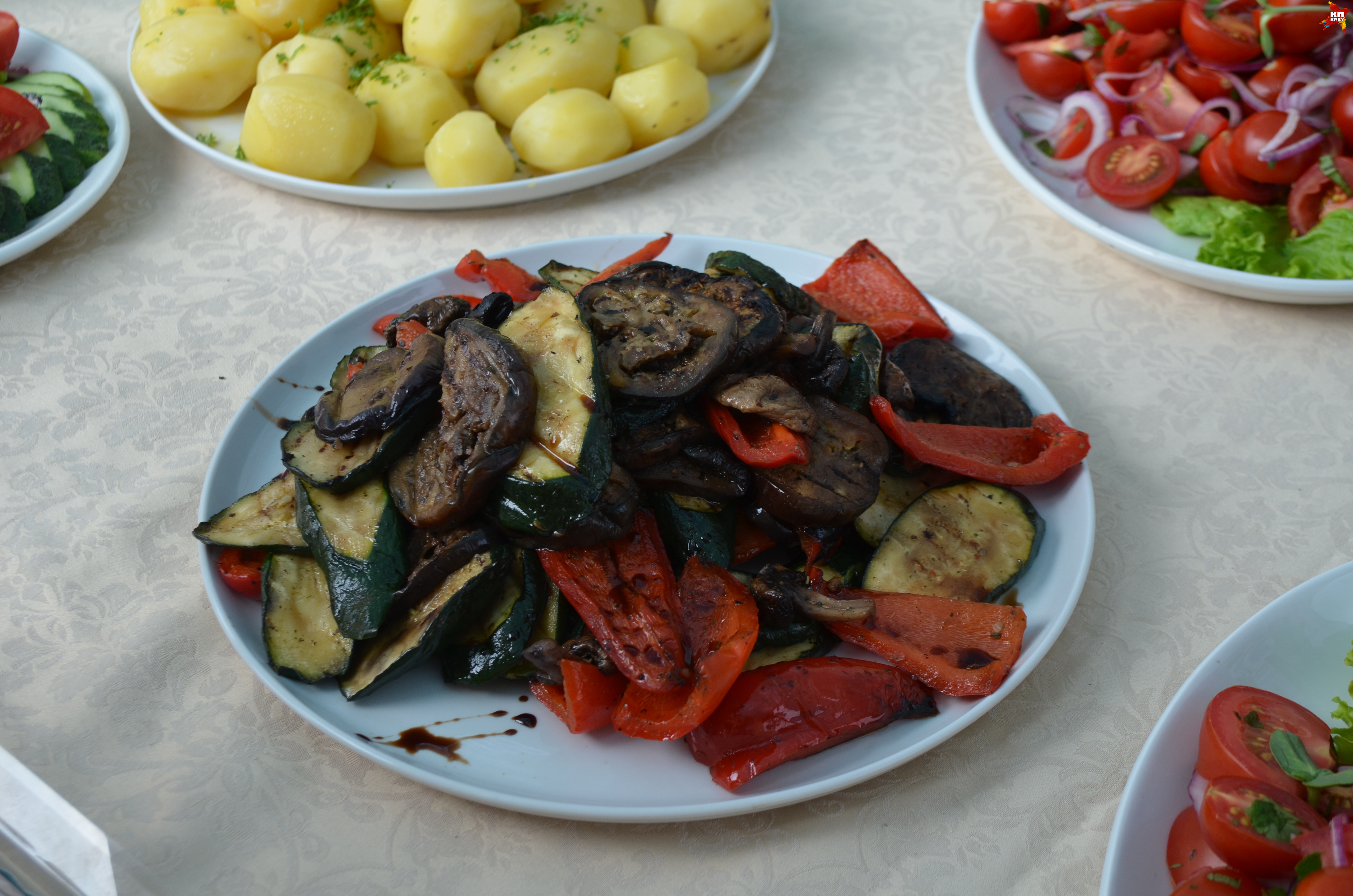 В завершении - фьюжн из говядины и овощей