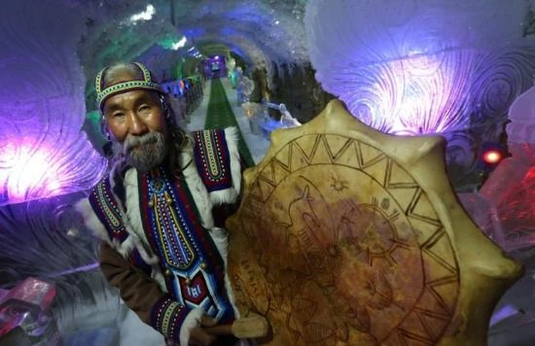 Хозяин комплекса Василий Атласов.