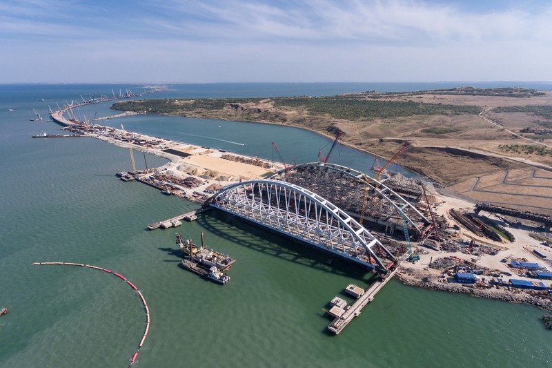 Керченский участок строительства Крымского моста. Фото: Инфоцентр "Крымский мост".