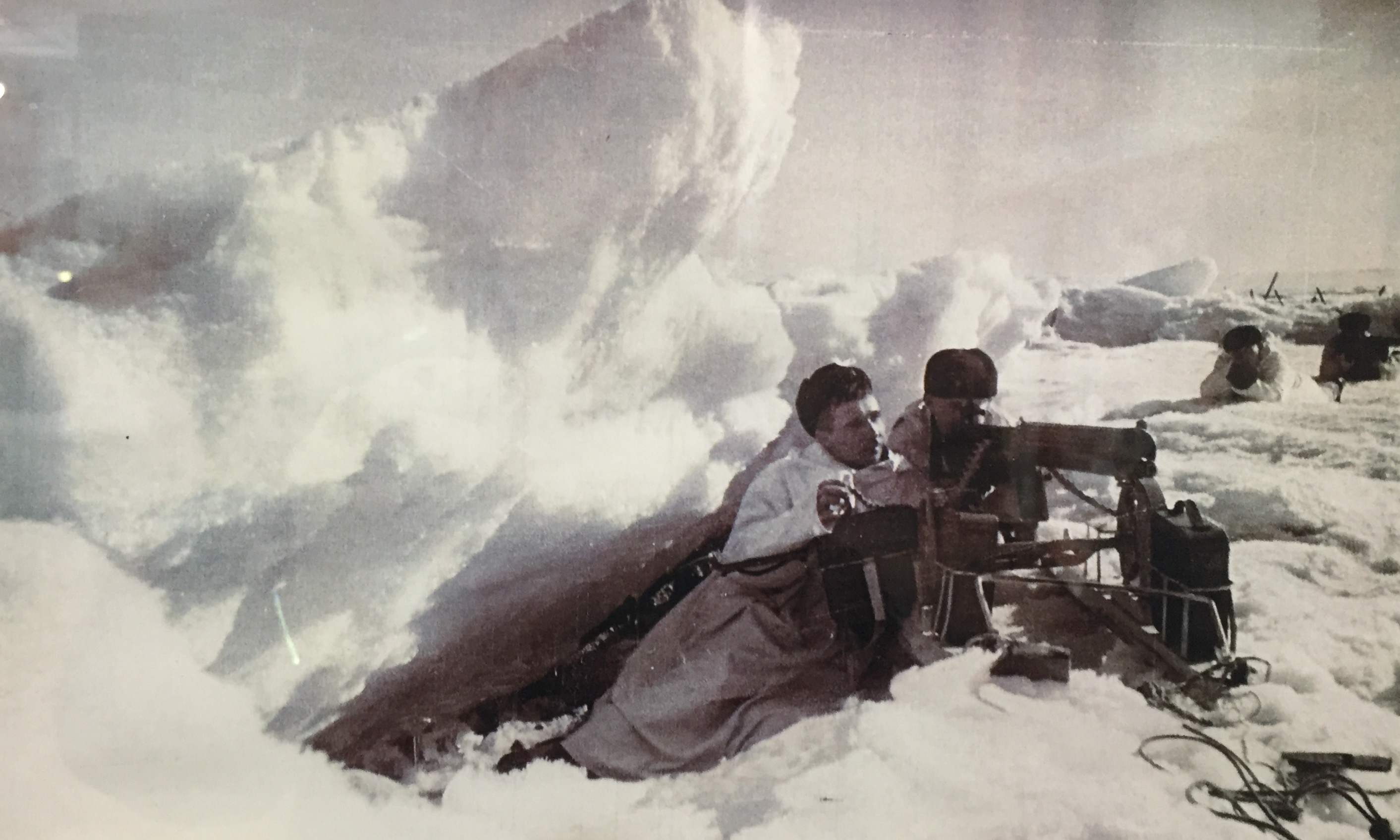 Дозор красноармейцев на льду Финского залива