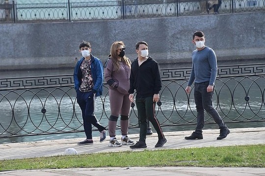 Гулять вдали от дома не стоит.