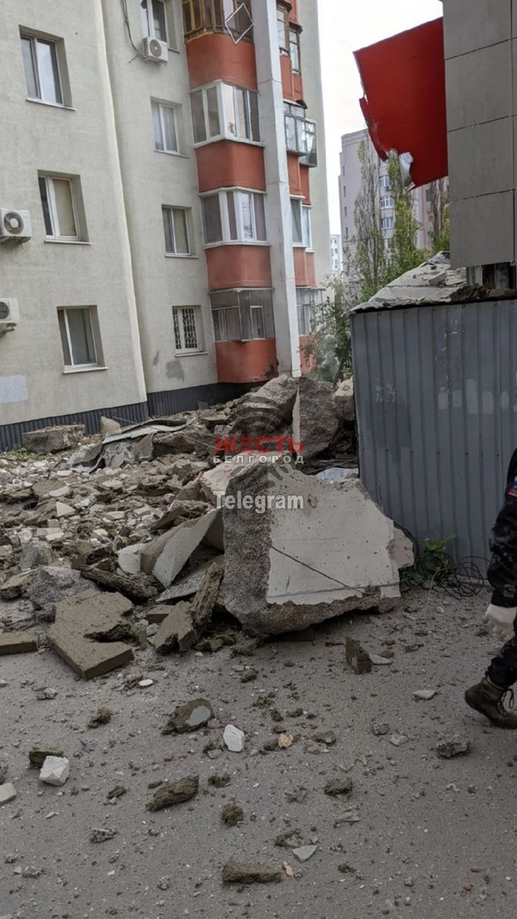 В Белгороде обломки сбитых снарядов ВСУ попали в жилую многоэтажку - KP.RU