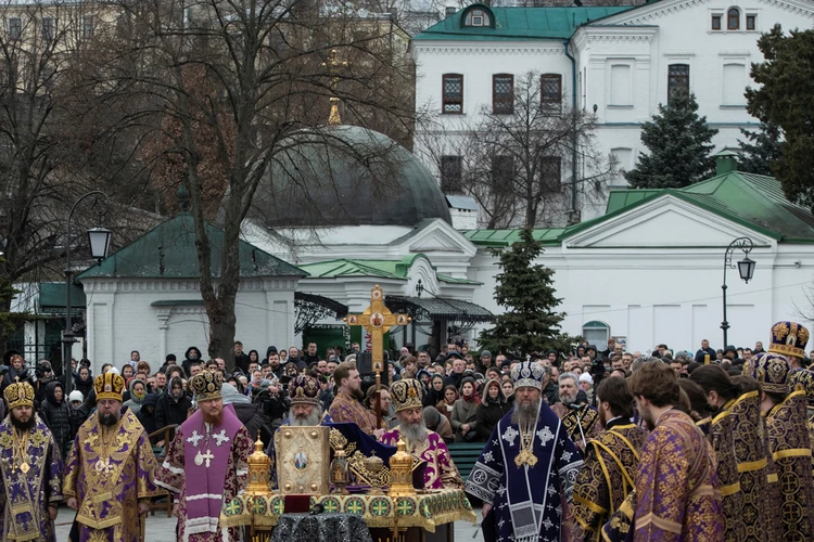 Монастырь киево печерской монахов