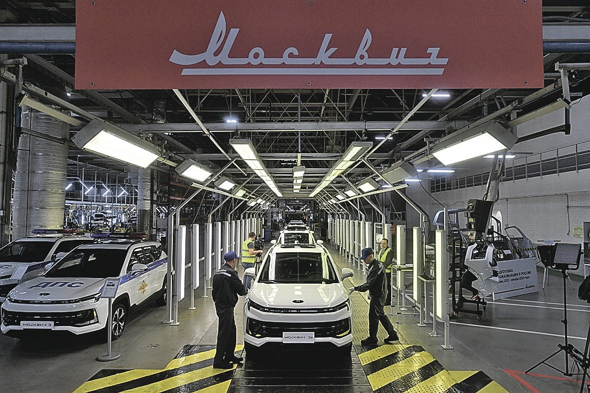 На машинах, которые выпускает столичный автозавод, будут ездить полиция, таксисты, клиенты каршеринга.