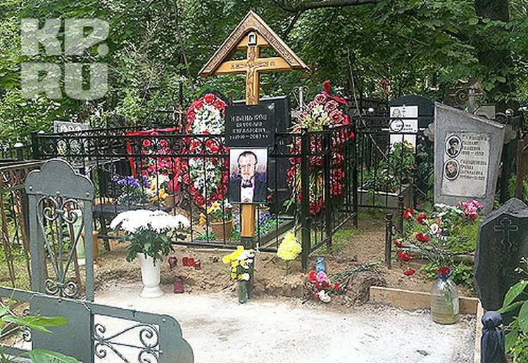 Япончик похоронен. Ваганьковское кладбище Япончик. Япончик могила на Ваганьковском кладбище.