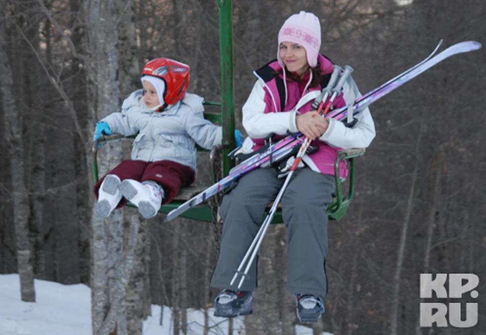 Чтобы покататься на горных лыжах, не обязательно ждать новогодних каникул
