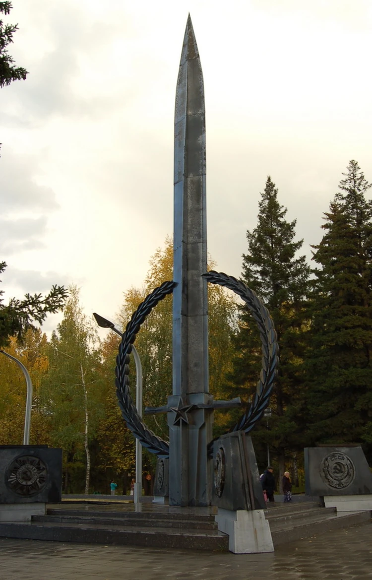 Монумент Славы, в честь подвига сибиряков в годы Великой Отечественной войны